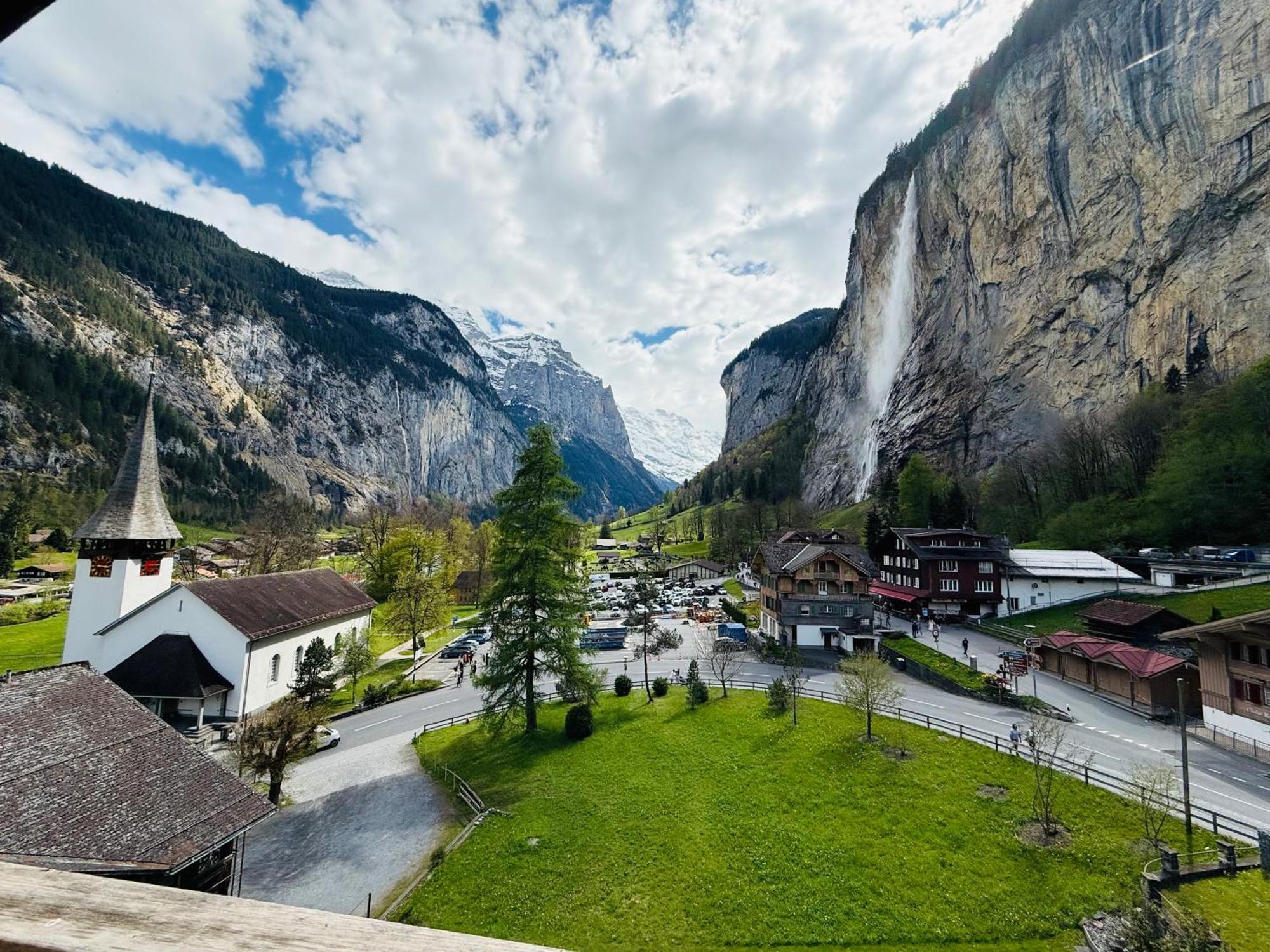 Hotel Staubbach Lauterbrunnen Exterior foto