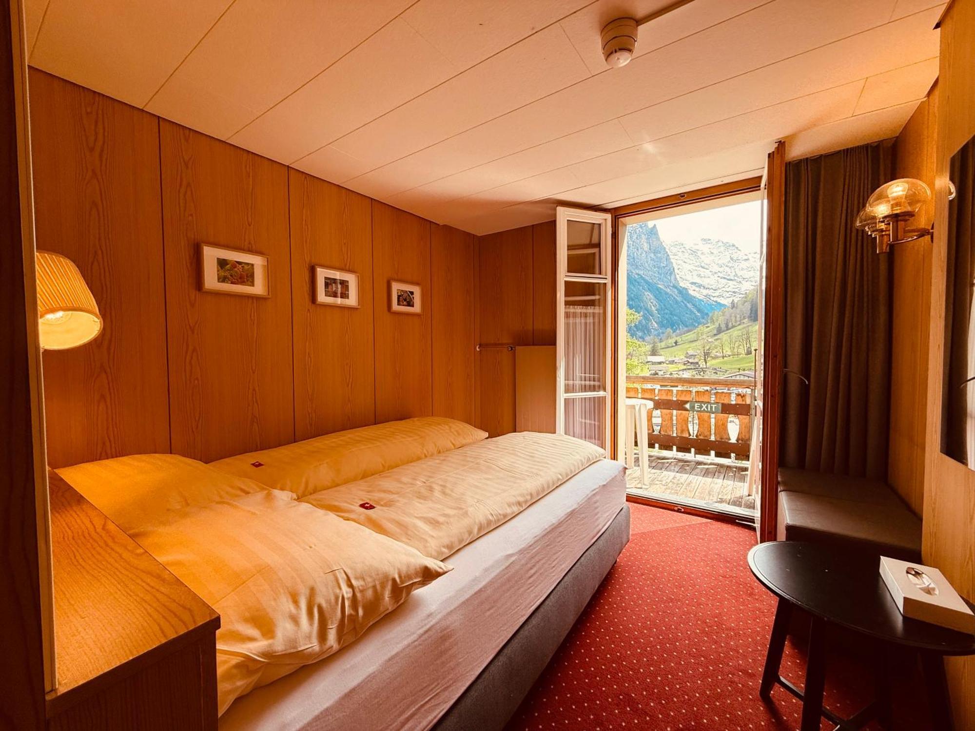 Hotel Staubbach Lauterbrunnen Exterior foto